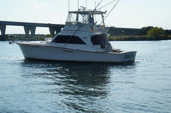 Slide: The Image of Ocean Yachts super sport 1984 - 1