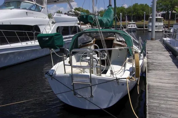 Slide: The Image of Newport Mark II(Capital Yachts) 1985 - 2
