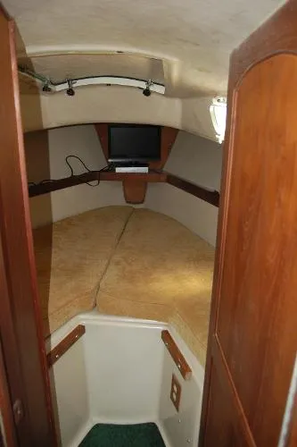Slide: The Image of Newport Mark II(Capital Yachts) 1985 - 5