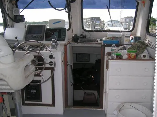 Slide: The Image of Uniflite 36 Charter Boat 1984 - 9