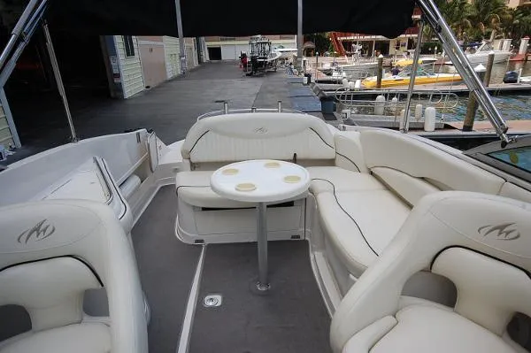 Slide: The Image of Monterey 265 Bowrider 2004 - 6