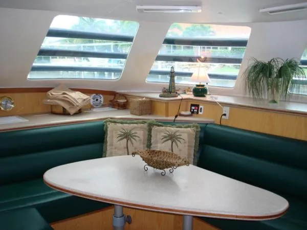 Slide: The Image of Manta 44 Power Catamaran 2006 - 2