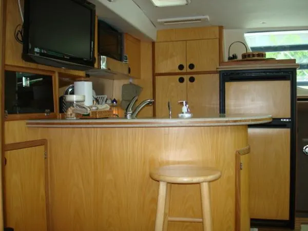 Slide: The Image of Manta 44 Power Catamaran 2006 - 4