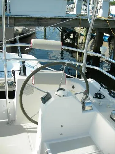 Slide: The Image of Shannon 35 Shoal Sailor 2005 - 10