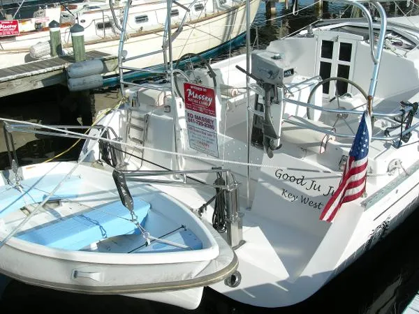 Slide: The Image of Shannon 35 Shoal Sailor 2005 - 9