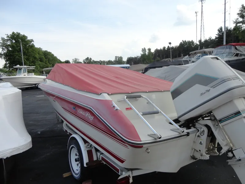 Slide: The Image of Sea Ray 180 Seville 1988 - 2