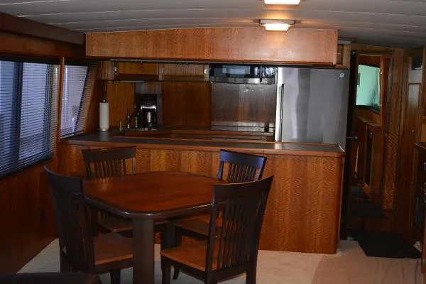 Slide: The Image of Hatteras 58 Motor Yacht BR8126 1977 - 9