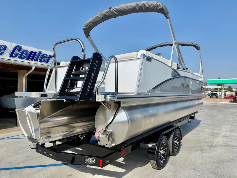 Slide: The Image of Avalon Catalina Quad Lounge - 23 FT w/ 150HP Mercury 2026 - 4