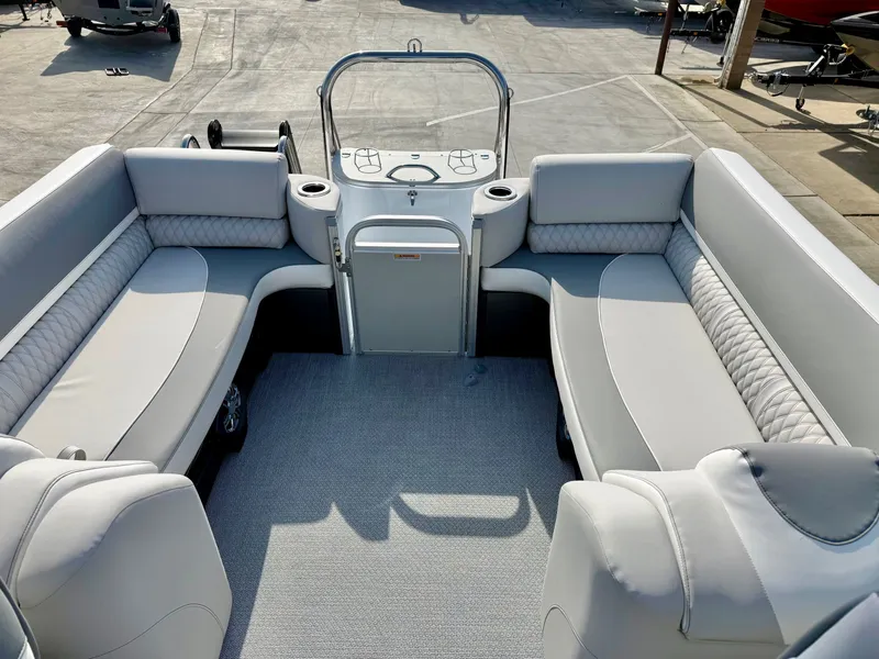 Slide: The Image of Avalon Catalina Quad Lounge - 23 FT w/ 150HP Mercury 2026 - 9