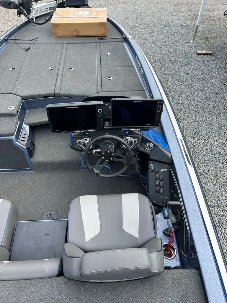 Slide: The Image of Skeeter ZX250 2019 - 3