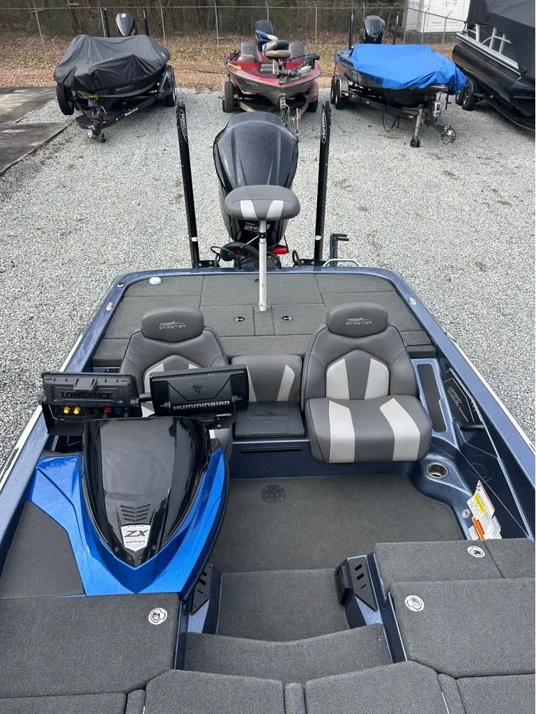 Slide: The Image of Skeeter ZX250 2019 - 7