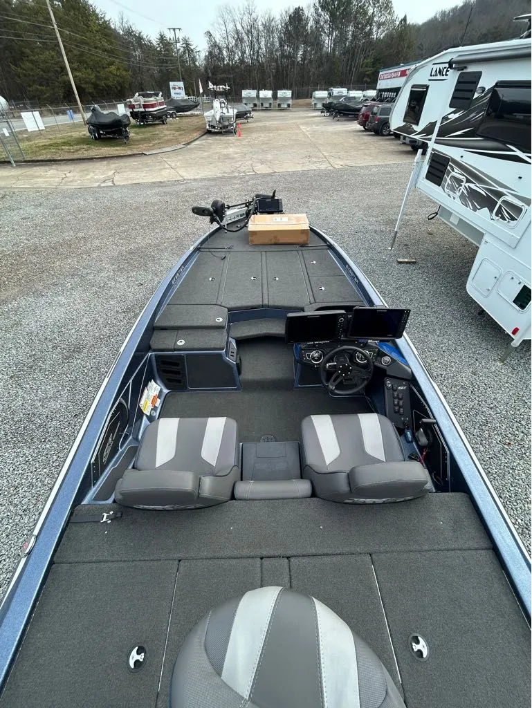 Slide: The Image of Skeeter ZX250 2019 - 9