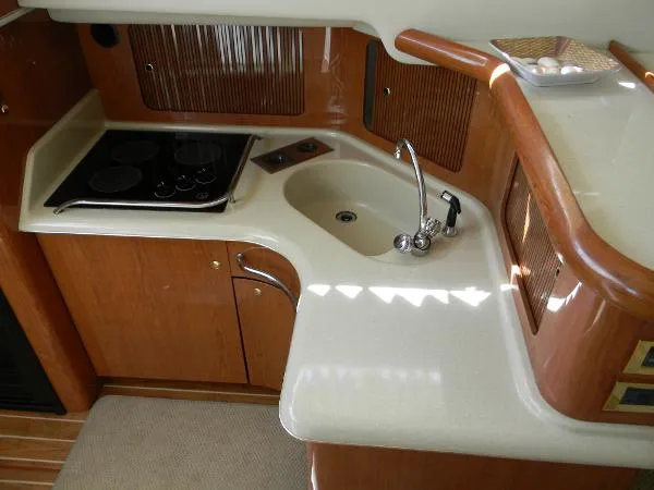 Slide: The Image of Sea Ray 400 Sedan Bridge BR5069 1999 - 10