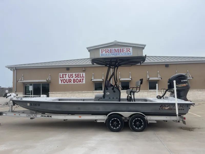 The Image of Majek 25 ILLUSION 2017 - 1