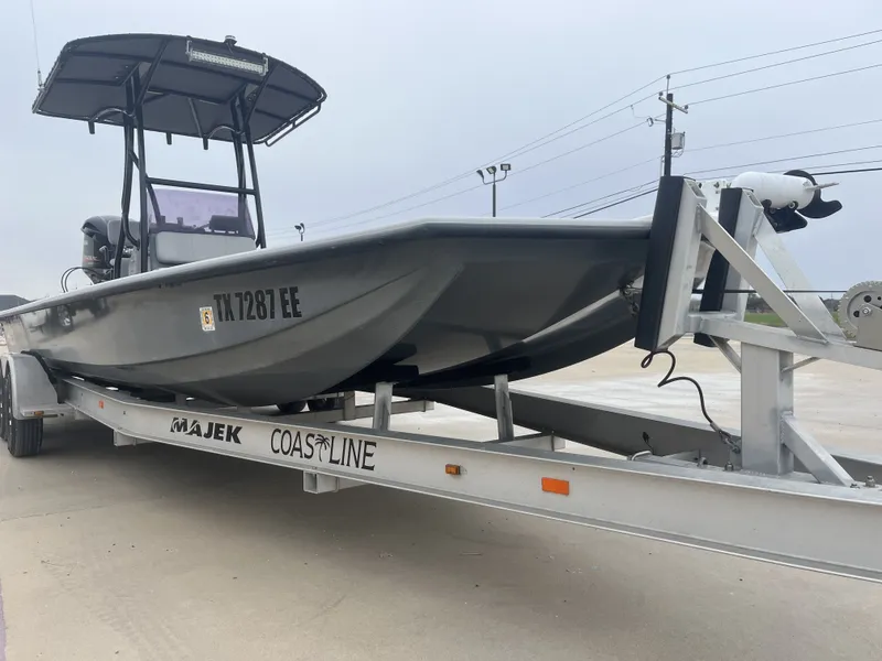 Slide: The Image of Majek 25 ILLUSION 2017 - 6