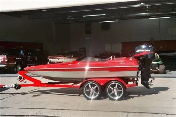 Slide: The Image of dirty bird Original Hull, never titled 2010 - 2
