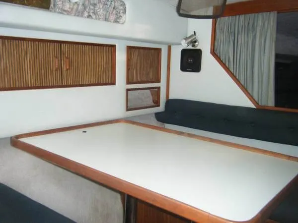 Slide: The Image of Sea Ray 300 Sundancer 1987 - 6