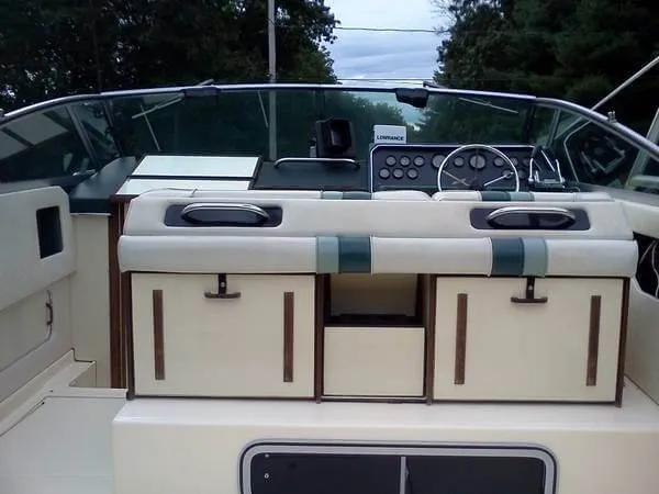Slide: The Image of Sea Ray 300 Sundancer 1987 - 7