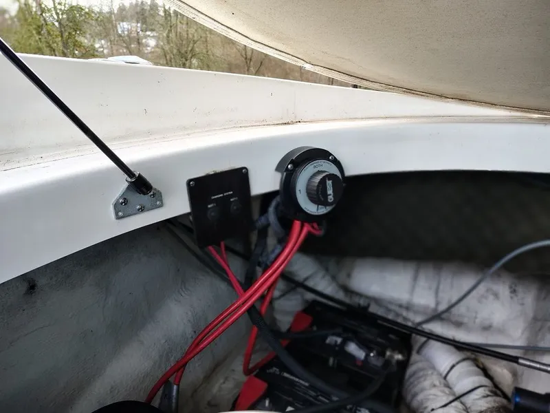 Slide: The Image of Rinker 232 Bowrider 2006 - 14