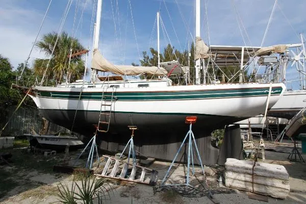 Slide: The Image of Bayfield Cutter Ketch 1983 - 0