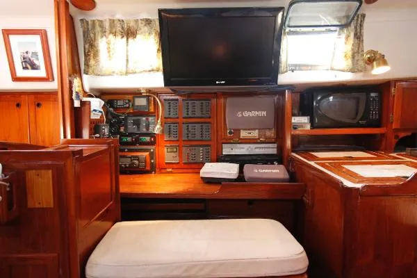 Slide: The Image of Bayfield Cutter Ketch 1983 - 4