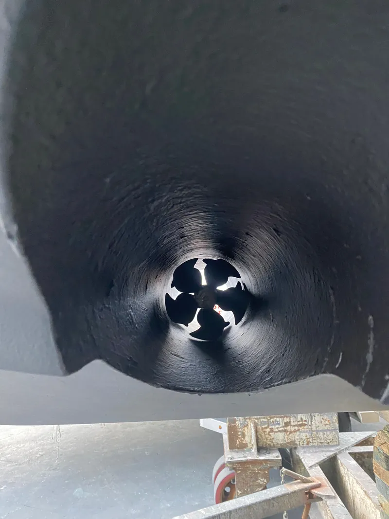 Slide: The Image of Carver 366 Motor Yacht 2004 - 25