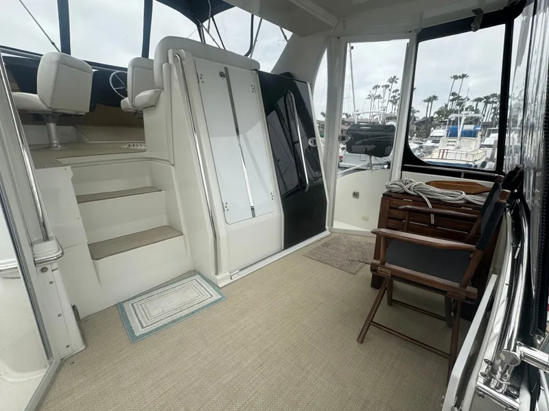 Slide: The Image of Carver 366 Motor Yacht 2004 - 4