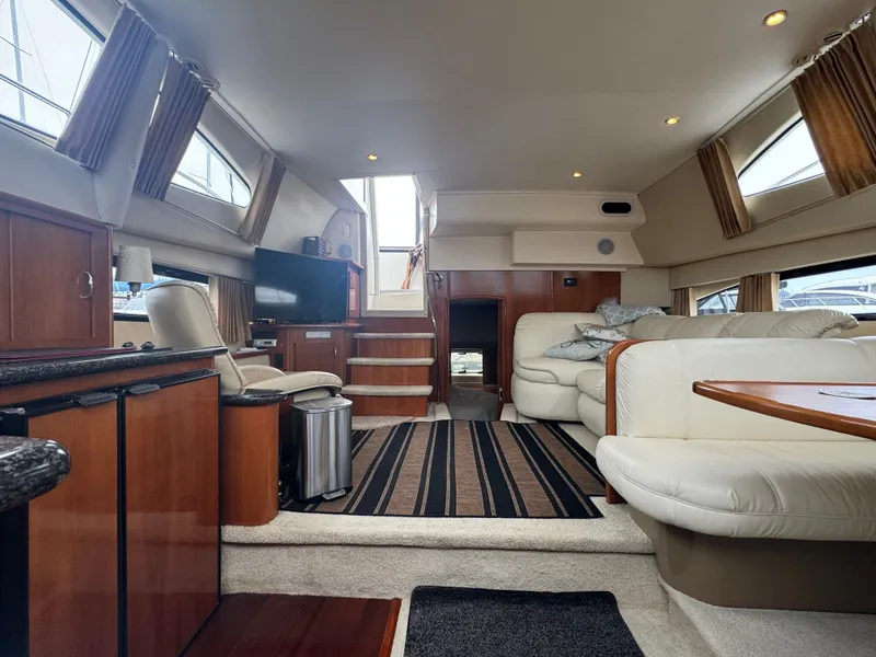 Slide: The Image of Carver Yachts 366 Motor Yacht 2004 - 17