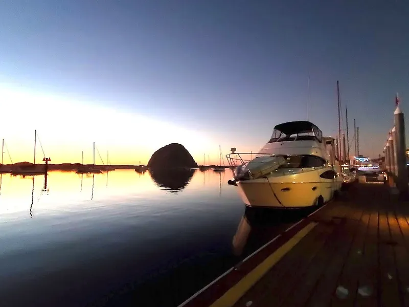 Slide: The Image of Carver Yachts 366 Motor Yacht 2004 - 26