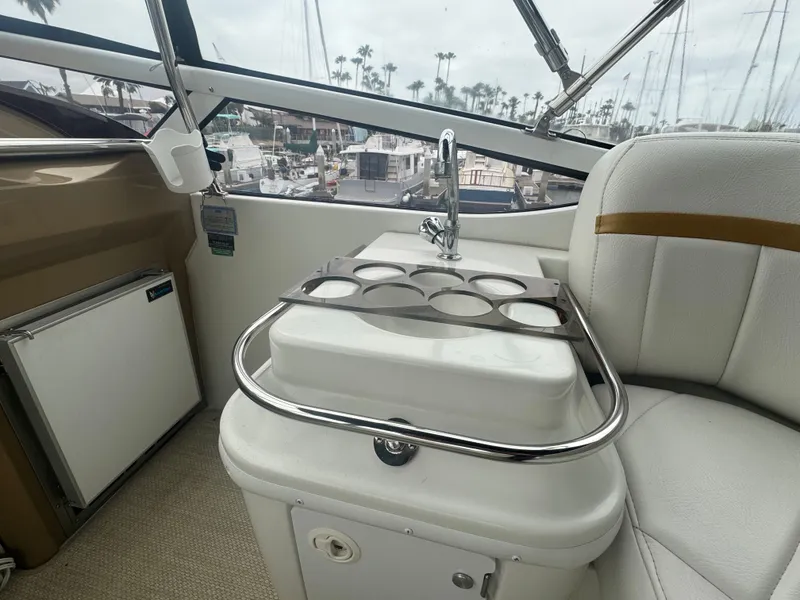 Slide: The Image of Carver Yachts 366 Motor Yacht 2004 - 7