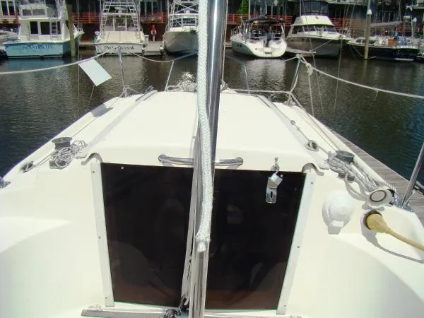 Slide: The Image of Macgregor 26M 2003 - 9
