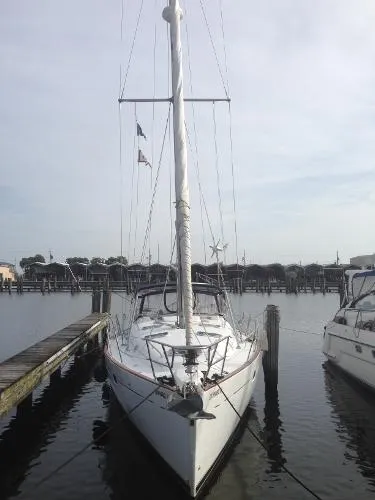 Slide: The Image of Beneteau 411 2001 - 1