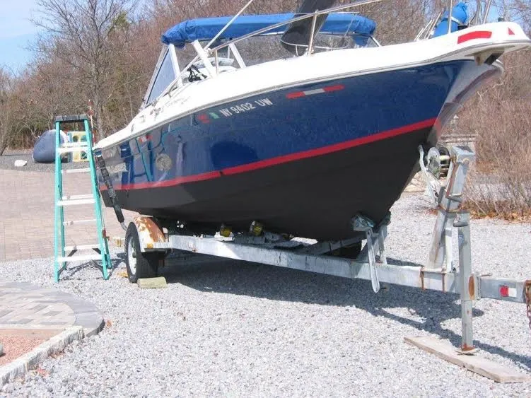 Slide: The Image of Aquasport 215 Osprey 2002 - 4