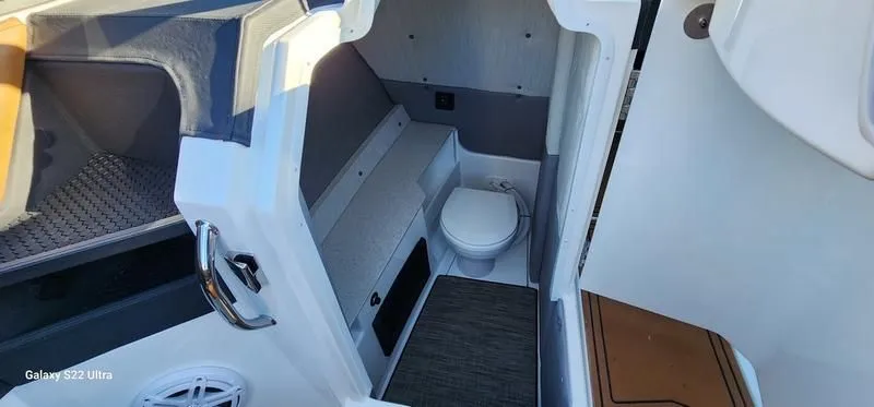 Slide: The Image of Cobalt R8 Surf 2025 - 20