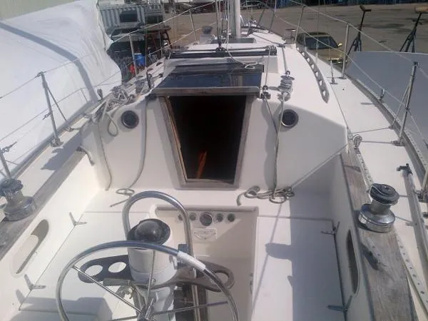 Slide: The Image of Sabre Sloop 1981 - 7