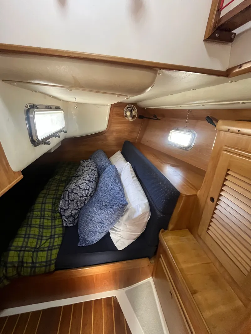 Slide: The Image of Freedom 35 1994 - 35