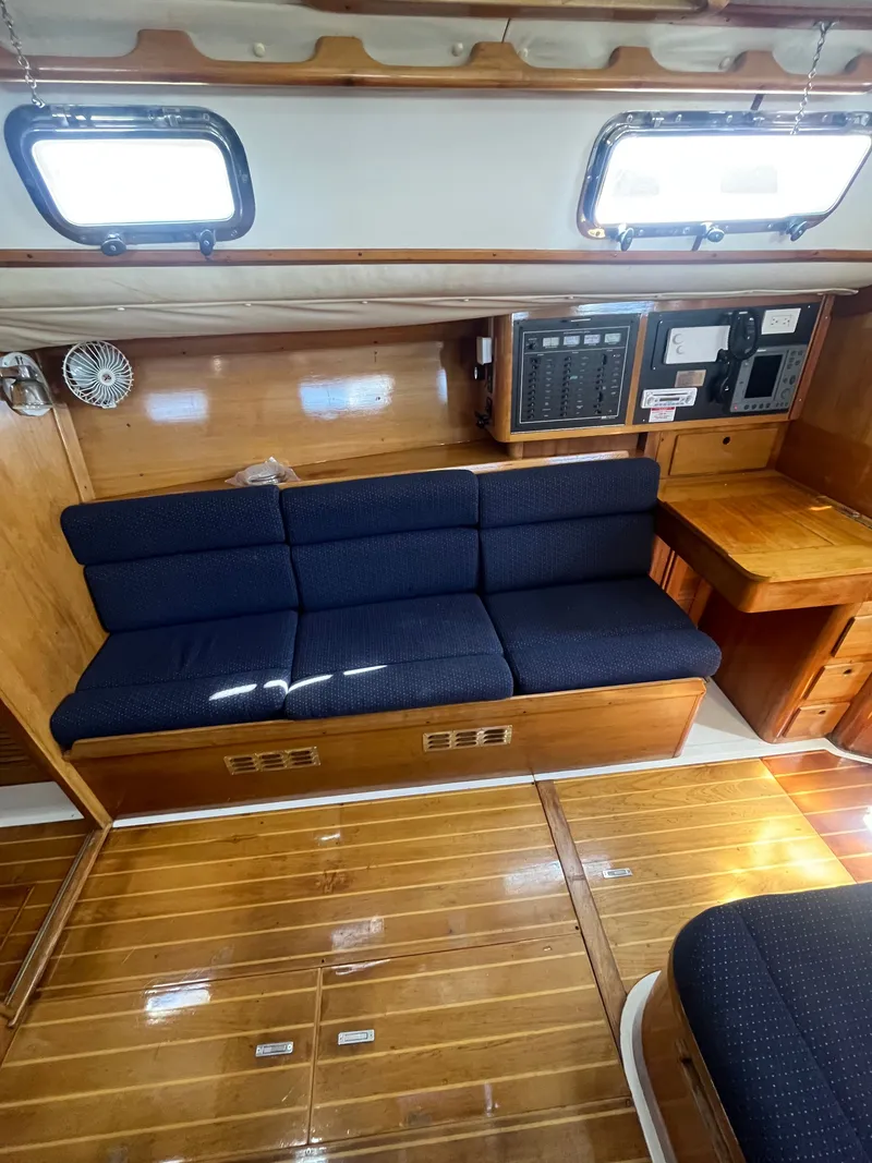 Slide: The Image of Freedom 35 1994 - 49