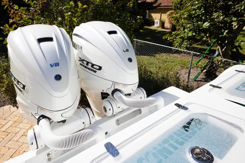 Slide: The Image of 2024 Contender 35 ST boat with dual Yamaha V8 XTO Offshore engines. - 17