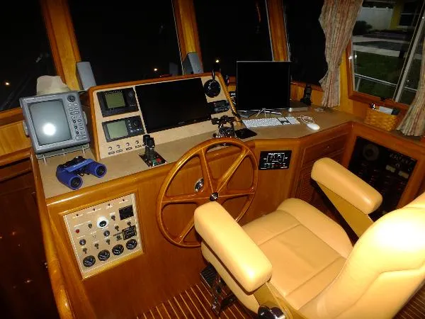 Slide: The Image of Ocean Alexander 430 Classico 2000 - 3