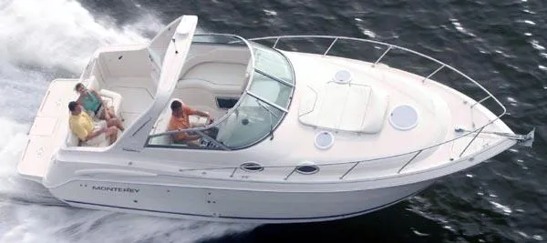 Slide: The Image of Monterey 302 Cruiser 2004 - 0