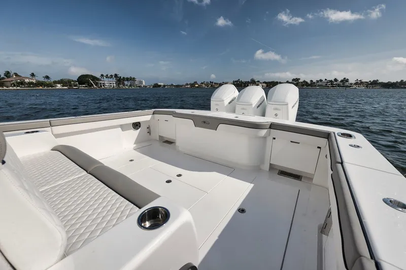 Slide: The Image of Valhalla Boatworks V-46 2023 - 6