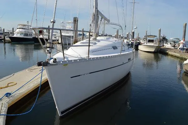 Slide: The Image of Beneteau 331 2001 - 2