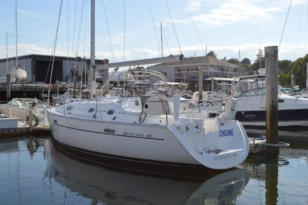 Slide: The Image of Beneteau 331 2001 - 3