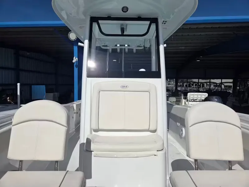 Slide: The Image of Sea Hunt Ultra 275 SE 2024 - 11