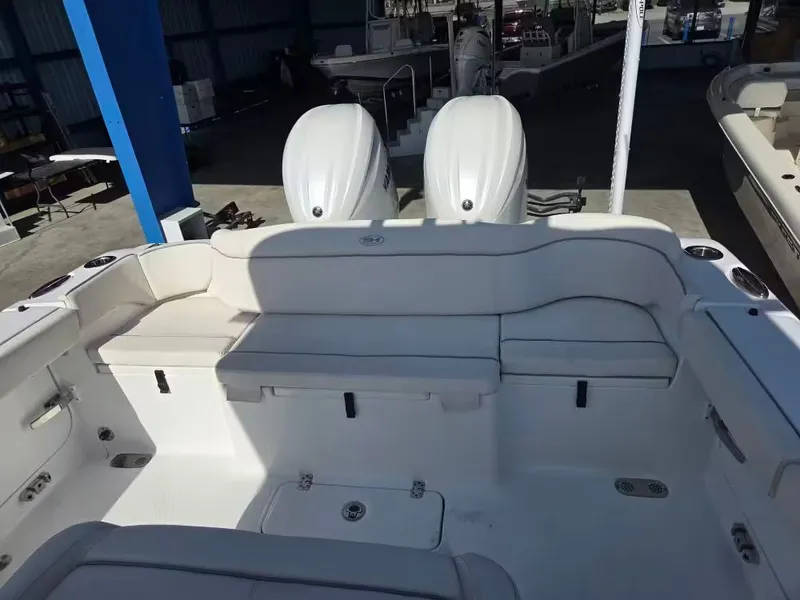 Slide: The Image of Sea Hunt Ultra 275 SE 2024 - 4