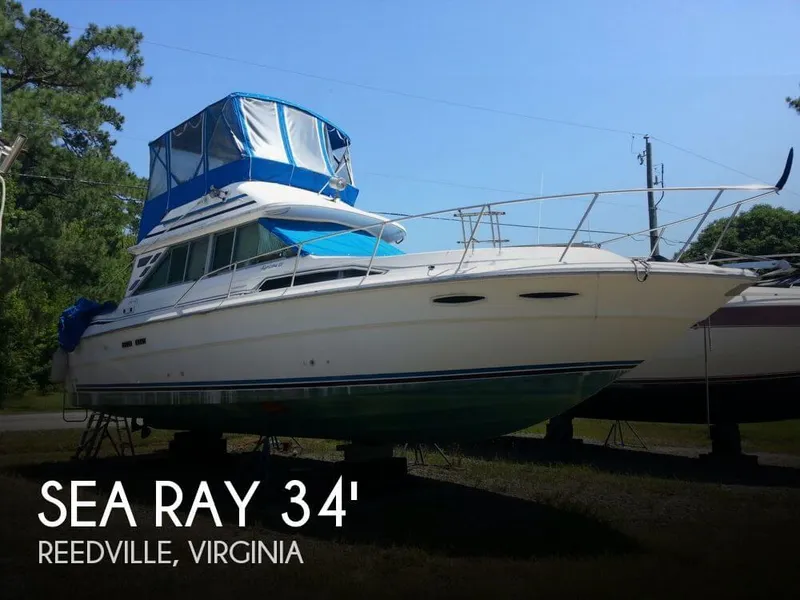Slide: The Image of Sea Ray 34 Sedan bridge 1986 - 0