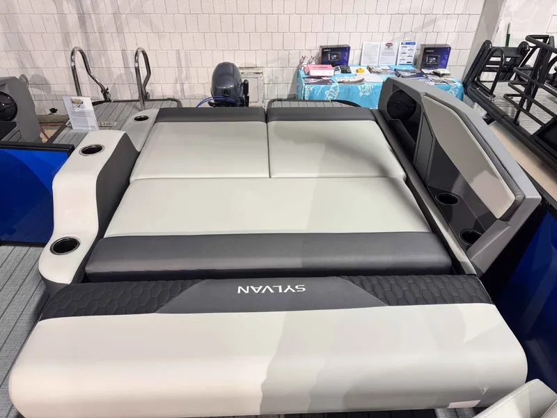 Slide: The Image of Sylvan R-22 CLZ DH 2026 - 7