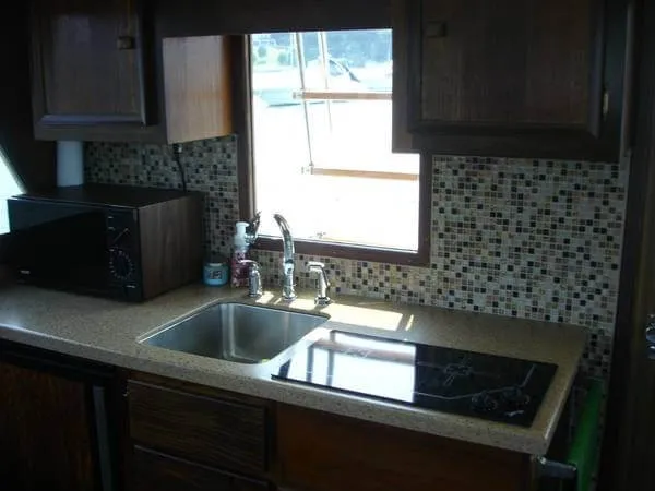 Slide: The Image of Hatteras 38 Sport Fisherman 1972 - 9