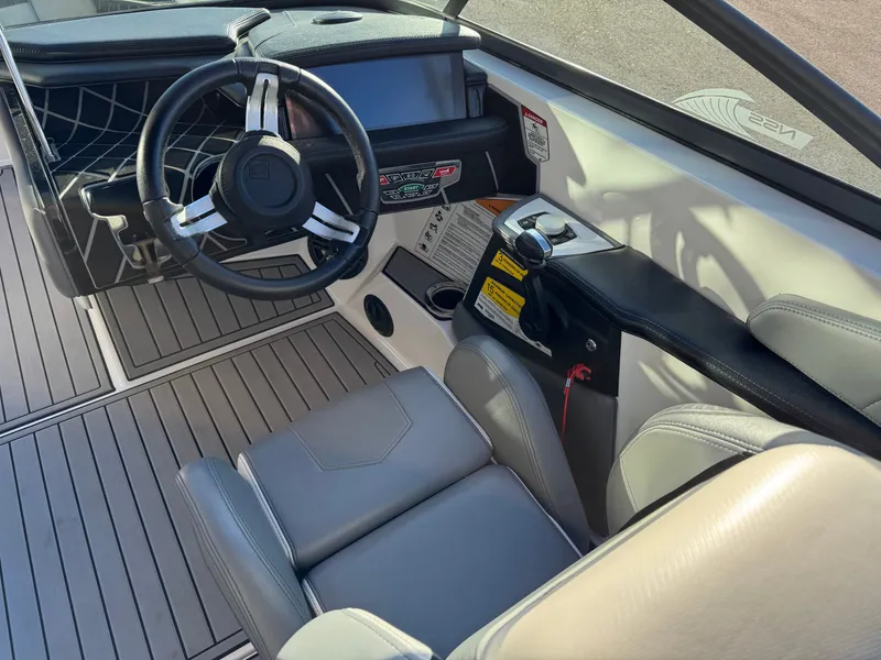 Slide: The Image of Nautique Super Air Nautique GS22 2018 - 10