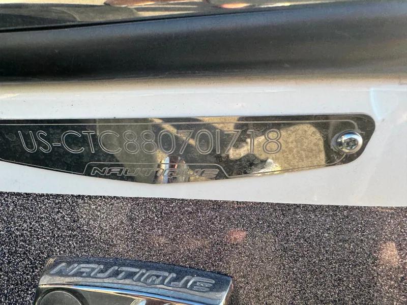 Slide: The Image of Nautique Super Air Nautique GS22 2018 - 15